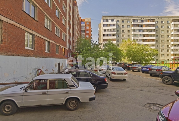 
   Продам 4-комнатную, 106 м², Масленникова ул, 185

. Фото 1.