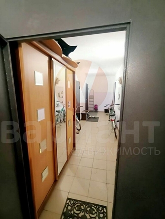 
   Продам 1-комнатную, 46 м², Ватутина ул, 3/1

. Фото 2.