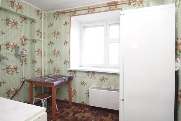 
   Продам 1-комнатную, 28.4 м², Перелета ул, 20

. Фото 1.