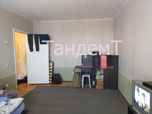 
   Продам 1-комнатную, 37 м², Малиновского ул, 14к1

. Фото 1.