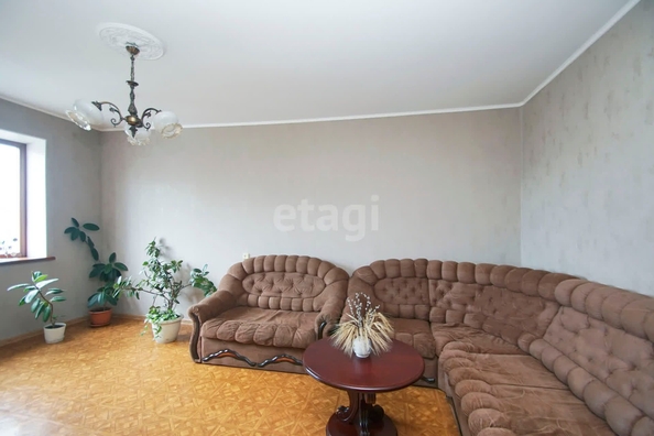 
   Продам 4-комнатную, 80.6 м², Кирова ул, 14

. Фото 6.