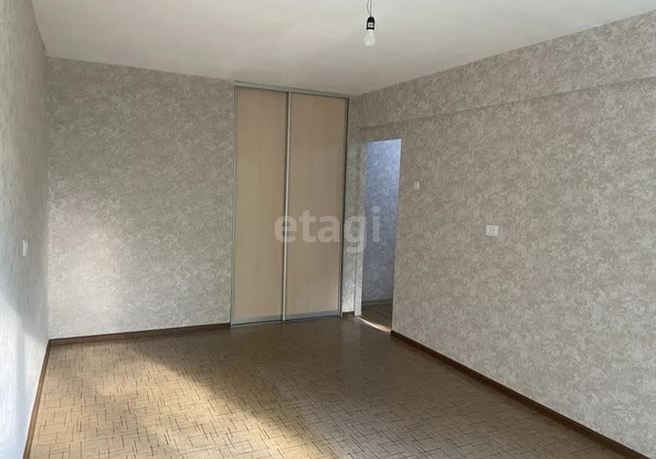 
   Продам 1-комнатную, 31 м², Линия 5-я ул, 252

. Фото 8.