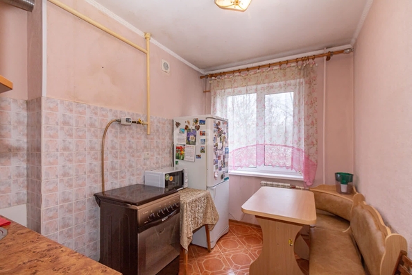 
   Продам 2-комнатную, 49.5 м², Кемеровская ул, 2

. Фото 3.