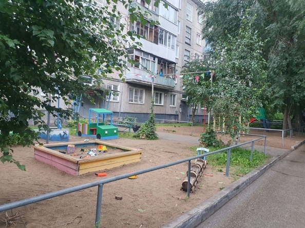 
   Продам 2-комнатную, 49 м², Гуртьева ул, 23

. Фото 1.