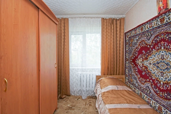 
   Продам 4-комнатную, 59.5 м², Петра Осминина ул, 17В

. Фото 3.