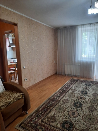 
   Продам 1-комнатную, 37.5 м², Магистральная ул, 42

. Фото 3.