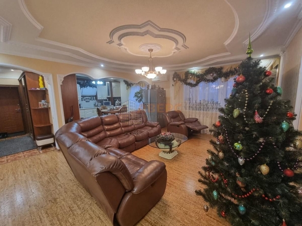 
   Продам 3-комнатную, 134.3 м², Перелета ул, 18

. Фото 5.