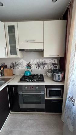 
   Продам 3-комнатную, 59.5 м², Малиновского ул, 8А

. Фото 1.