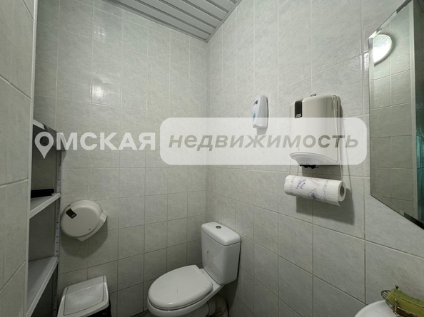 
   Продам помещение свободного назначения, 156 м², Линия 6-я ул, 34

. Фото 4.