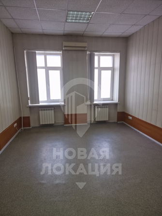 
   Сдам офис, 23.4 м², 10 лет Октября ул, 199

. Фото 4.