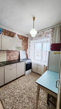 
   Продам 2-комнатную, 43 м², Нефтезаводская ул, 23

. Фото 8.