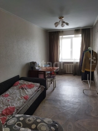 
   Продам 3-комнатную, 58.4 м², Революционная ул, 13

. Фото 4.