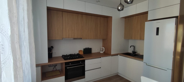 
  Сдается 3-комн. квартира, 79.5 м², Амурский 6-й проезд
. Фото 2.