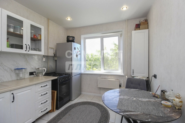 
  Продается 2-комн. квартира, 52.9 м², Омская ул, д. 160
. Фото 1.
