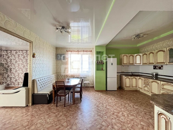 
  Продается дом, 249.1 м², Омск
. Фото 2.