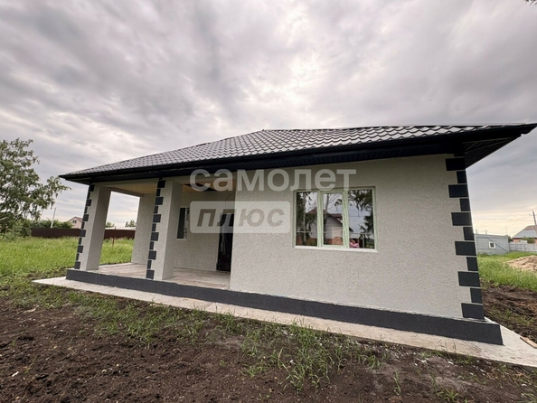 
  Продается дом, 100 м², деревня Петровка
. Фото 2.