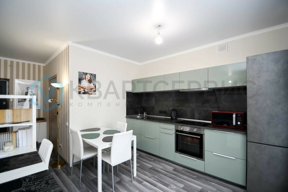 
  Продается 1-комн. квартира, 39 м², Комарова пр-кт, д. 16
. Фото 4.