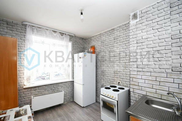 
  Продается 1-комн. квартира, 33 м², Тарская ул, д. 261к1
. Фото 5.
