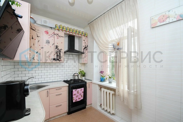 
  Продается 3-комн. квартира, 62.9 м², Константина Заслонова ул, д. 5
. Фото 5.