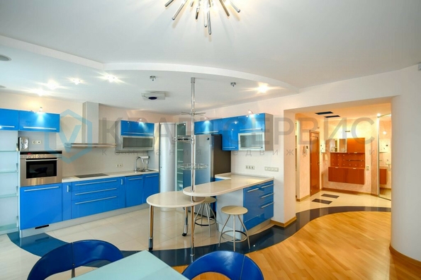 
  Продается 4-комн. квартира, 171.3 м², Иркутская ул, д. 68/1
. Фото 4.