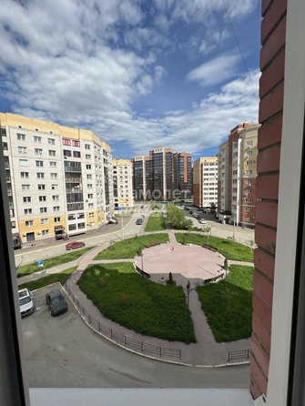 
  Продается 1-комн. квартира, 35.5 м², Перелета ул, д. 21
. Фото 3.