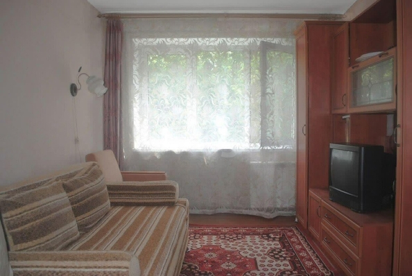 
  Продается 2-комн. квартира, 48.8 м², Химиков ул, д. 52
. Фото 4.