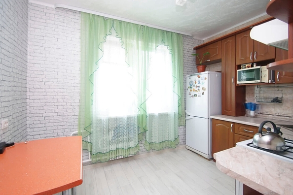 
  Продается 1-комн. квартира, 37 м², Краснознаменная ул, д. 26к4
. Фото 3.