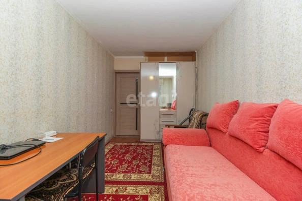 
  Продается 3-комн. квартира, 61.7 м², Лукашевича ул, д. 7
. Фото 1.