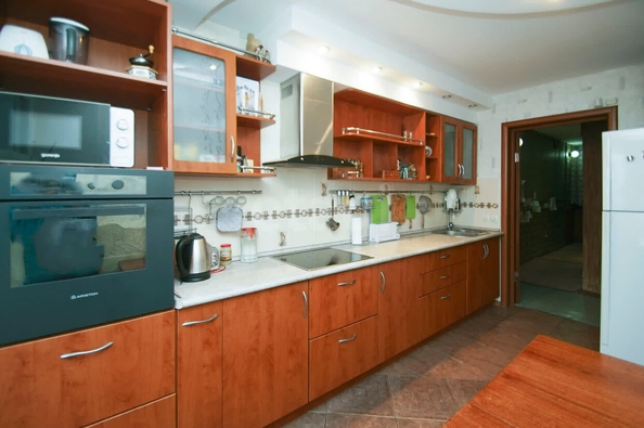 
  Продается 3-комн. квартира, 67 м², Масленникова ул, д. 185
. Фото 2.