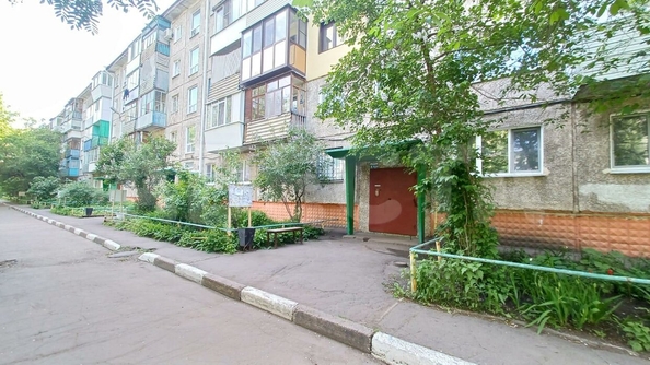 
  Продается 2-комн. квартира, 48.5 м², Малиновского ул, д. 13
. Фото 4.