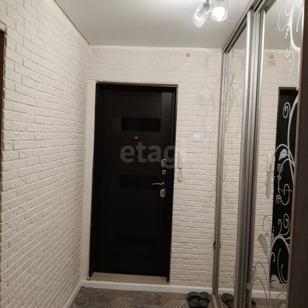 
  Продается 3-комн. квартира, 63.5 м², Майорова ул, д. 38
. Фото 2.