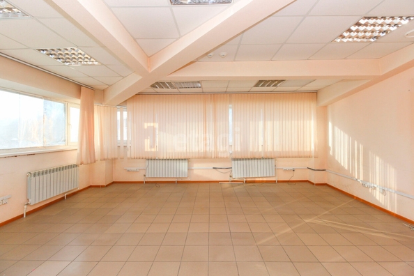 
  Сдается офис, 199 м², Комарова пр-кт, д. 11/3
. Фото 3.