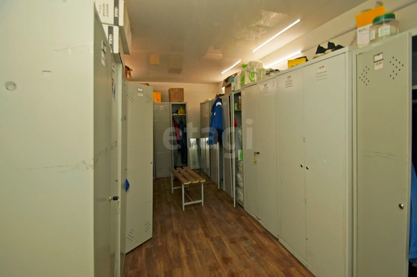
  Сдается производственное помещение, 336 м², 10 лет Октября ул, д. 211А
. Фото 1.
