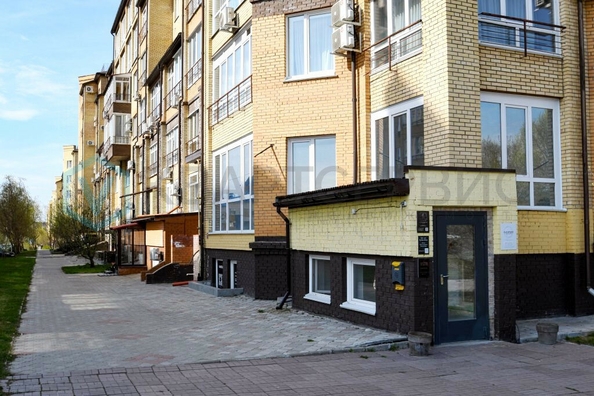 
  Продается универсальное помещение, 298.8 м², Шукшина ул, д. 11
. Фото 4.