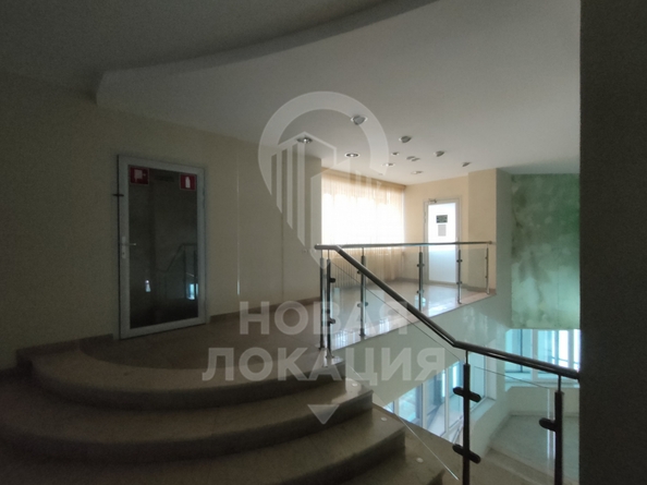
  Сдается универсальное помещение, 370 м², Красный Путь ул, д. 111
. Фото 3.