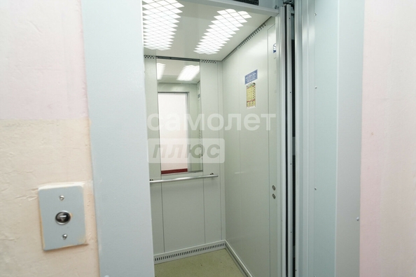 
  Продается 1-комн. квартира, 37.2 м², Комарова пр-кт, д. 27/1
. Фото 3.
