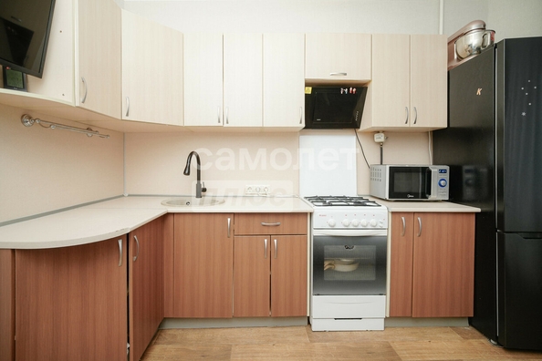 
  Продается 4-комн. квартира, 80.7 м², Менделеева пр-кт, д. 37
. Фото 1.