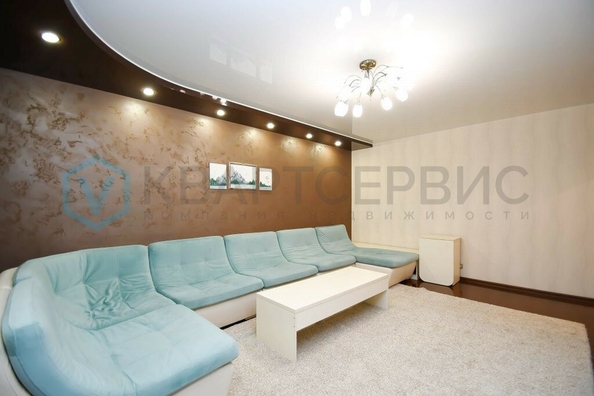 
  Продается 3-комн. квартира, 94.7 м², Фрезерная ул, д. 40
. Фото 4.