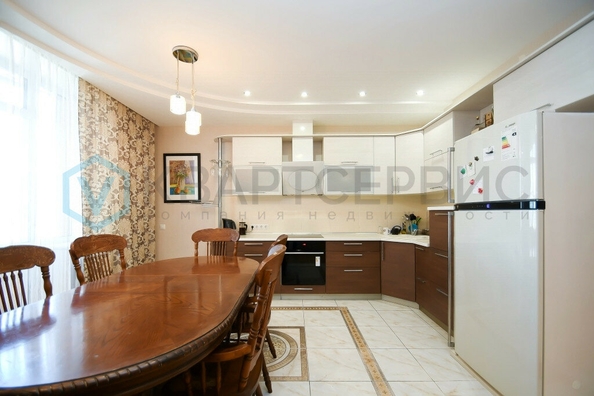 
  Продается 4-комн. квартира, 183 м², Дианова ул, д. 16
. Фото 1.