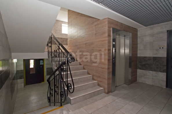 
  Продается 1-комн. квартира, 37.3 м², д. 18
. Фото 1.