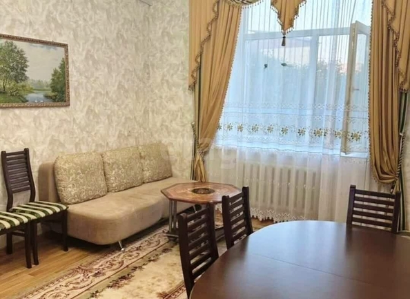 
  Продается 2-комн. квартира, 67 м², Декабристов ул, д. 157
. Фото 2.