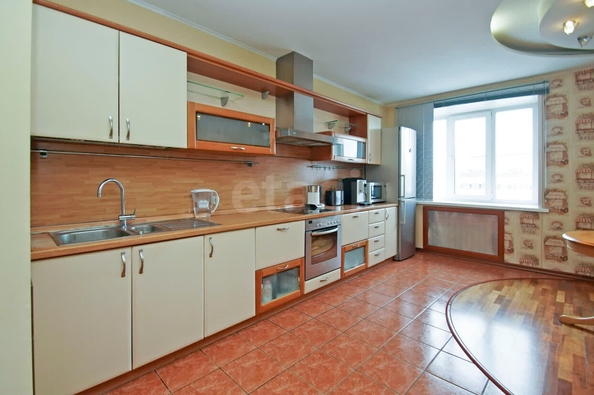 
  Продается 3-комн. квартира, 108.2 м², Куйбышева ул, д. 62
. Фото 1.