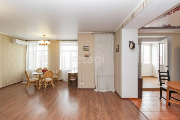 
  Продается 2-комн. квартира, 79.9 м², Братская ул, д. 19
. Фото 2.