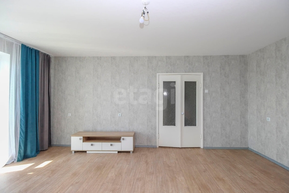 
  Продается 1-комн. квартира, 48.6 м², Леонида Маслова ул, д. 13
. Фото 3.