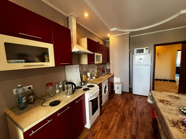 
  Сдается 2-комн. квартира, 78 м², 70 лет Октября ул, д. 10/3
. Фото 2.