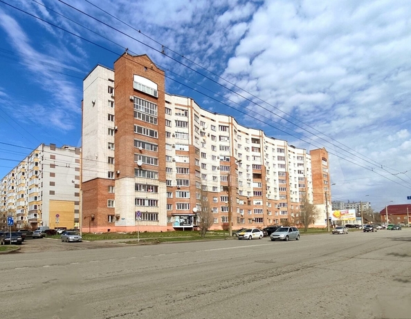 
  Продается 3-комн. квартира, 83.7 м², 10 лет Октября ул, д. 147
. Фото 5.