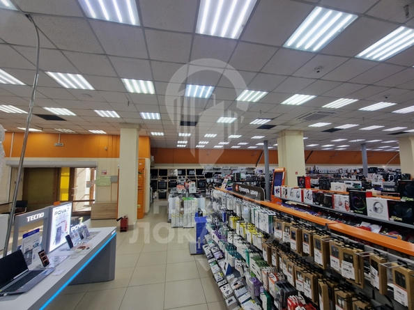 
  Сдается универсальное помещение, 700 м², 10 лет Октября ул, д. 109
. Фото 19.