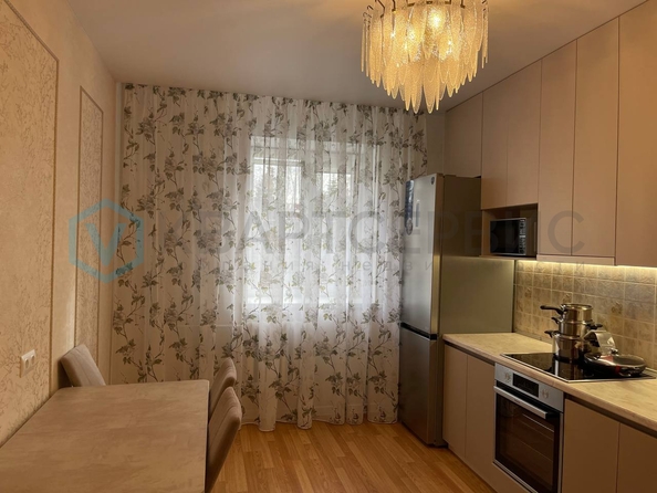 
  Сдается 1-комн. квартира 52 м². Фото 2.