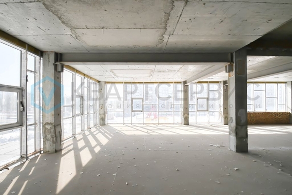 
  Продается универсальное помещение 1372.9 м². Фото 5.