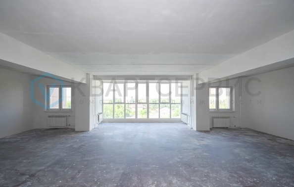 
  Продается 2-комн. квартира 132.5 м². Фото 1.